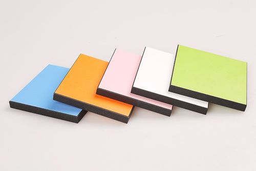 Изучение цветов: варианты компактной ламинированной доски