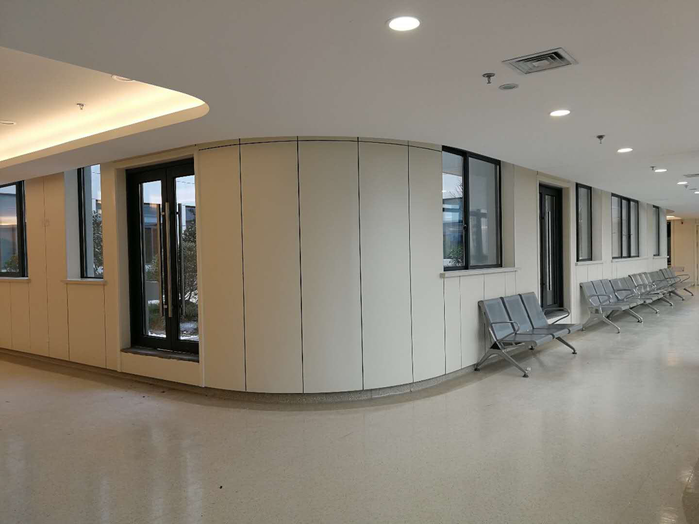 Профессиональная обшивка HPL для больниц