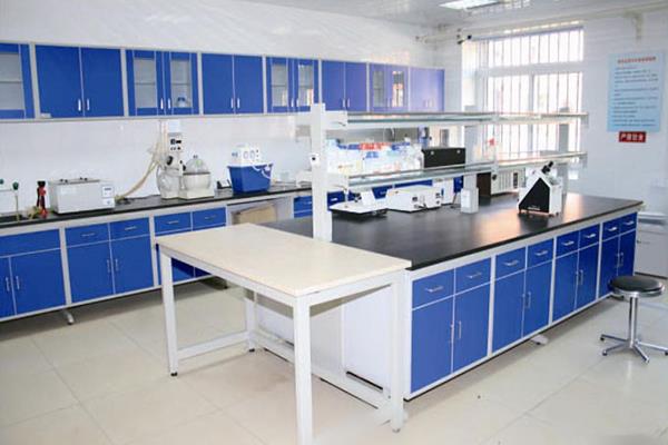 Характеристики столешниц из твердого химического картона и меры предосторожности при использовании столешниц из компактного картона