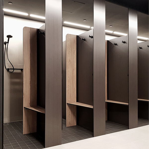 Почему компактные перегородки из ламината превосходят влагостойкие перегородки из досок